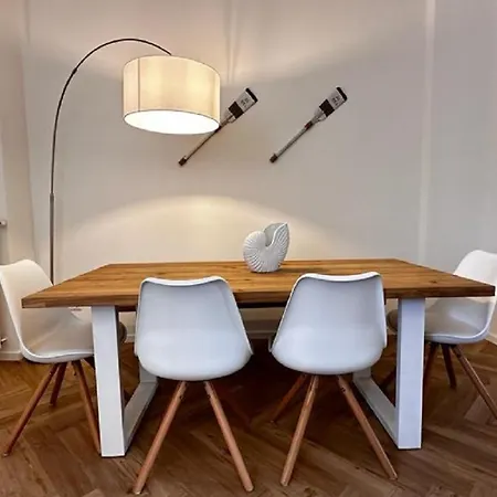 Ferdinand Apartment